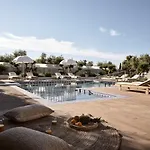 Iama Villa *
