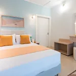 Iama Villa