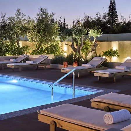 Iama Villa